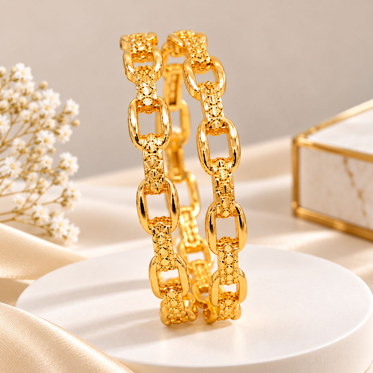 Elegant Gold-Tone Chain Link Bangle Bracelet for Women