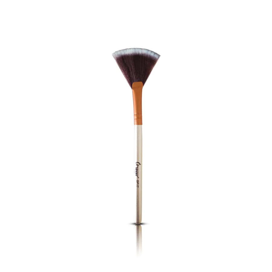 Glamorous Face Fan Brush Small GF.17